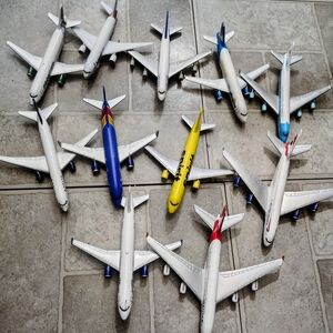 Assorted Airplane Toy Set for Kids